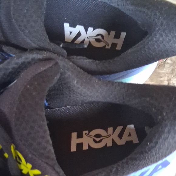 Hoka Clifton 9 Men's Blue and Red Athletic Shoes - Picture 9 of 12